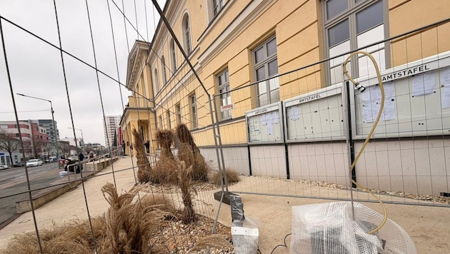 Messung der Luftqualität vor dem Rathaus in Oberwart.