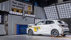 Beim Frontalcrashtest mit dem MG 3 waren die Crashfolgen an den Insassen mit geringerem Tempo ...