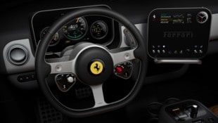 Das neue Ferrari-Cockpit hat wenig mit klassischen Modellen zu tun.