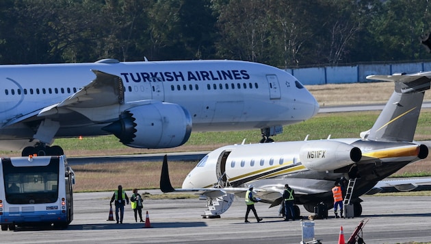 Am Flughafen in der kubanischen Hauptstadt Havanna bleiben die Flugzeuge vorerst am Boden.