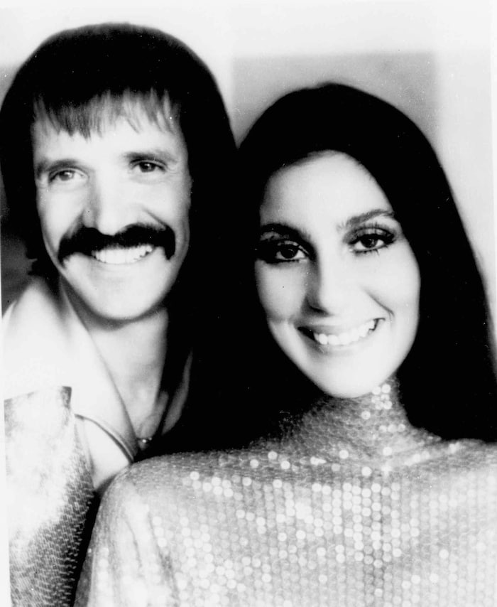 Cher verriet nun, dass sie Sonny Bono nie von diesem Vorfall erzählt habe – aus Angst, dass ...