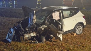 Die Fahrzeuge wurden völlig zerstört.