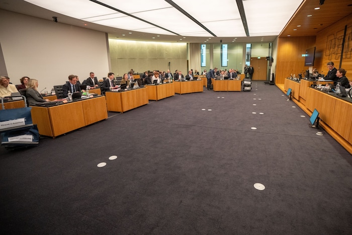 Der Untersuchungsausschuss zum Tod des ehemaligen Sektionschefs Christian Pilnacek im Parlament ...