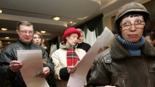 Das ukrainische Präsidialamt hat dementiert, dass bald Wahlen abgehalten werden sollen ...