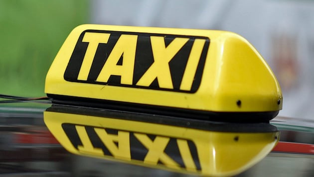 Der Tiroler betrieb eine Taxifirma (Symbolbild).