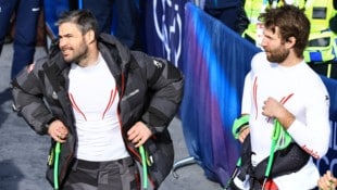 Vincent Kriechmayr (l.) und Marco Schwarz (r.) gingen beim Sieg von Franjo von Allmen leer aus.