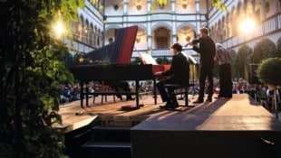 Donaufestwochen: Schloss Greinburg ist nur ein Schauplatz von vielen; Johannes Hiemetsberger ist ...