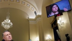 Die US-Staatsanwaltschaft hat neue Beweise (Bild) veröffentlicht, die einen ICE-Mitarbeiter nach ...