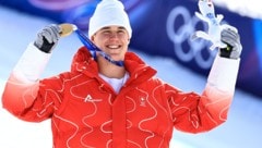Franjo von Allmen holte im Super-G seine dritte Goldmedaille.