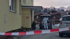 Vergangenen Dienstag wurden in einer Wohnung ein Bub und seine Mutter leblos aufgefunden. Die ...