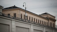 Mutter und Baby wurden in die Justizanstalt Wels eingeliefert.