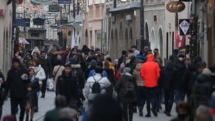 Zahlreichen Salzburgern sind die Gäste zu viel. Eine Lösung kann noch Jahrzehnte dauern.