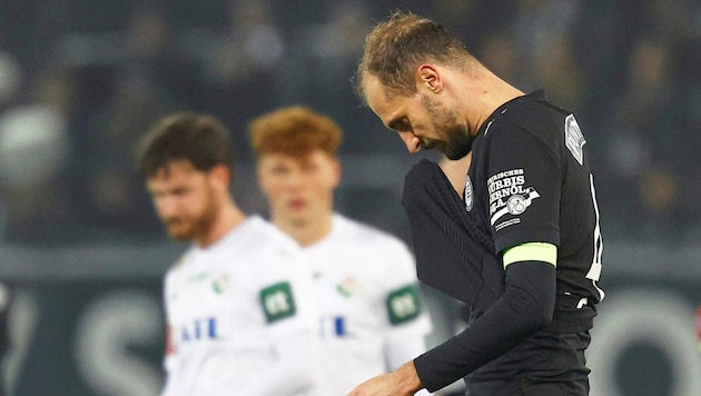 Hängende Köpfe bei Stankovic und Co. nach der Niederlage gegen WSG Tirol.
