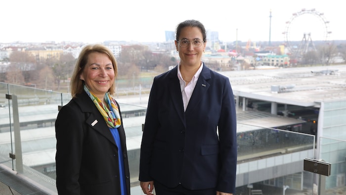 Wiener Linien-Chefin Alexandra Reinagl (links) und ÖBB Infra-Vorständin Judith Engel (rechts) ...