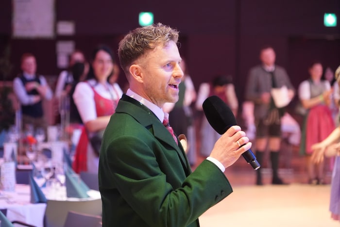 Er steht beim Bauernbundball diesmal mit Mikro auch auf der Bühne: Willi Gabalier tritt um ...