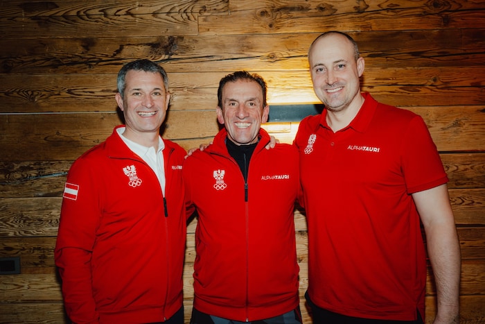 Markus Prock (M.) mit ÖOC-Präsident Horst Nussbaumer und Generalsekretär Florian Gosch