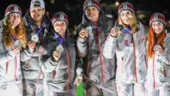 Lisa Schulte, Thomas Steu, Wolfgang Kindl, Selinga Egle und Lara Michaela Kipp