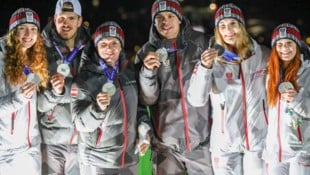 Lisa Schulte, Thomas Steu, Wolfgang Kindl, Selinga Egle und Lara Michaela Kipp