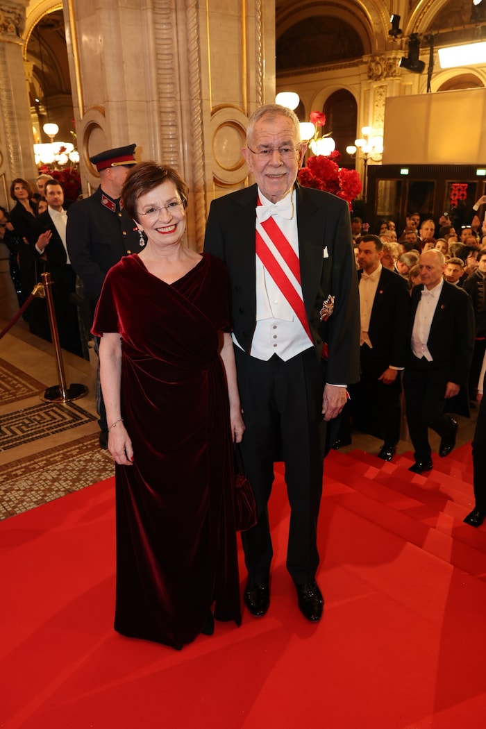Bundespräsident Alexander Van der Bellen mit Gattin Doris Schmidauer