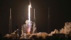 Ein Teil der SpaceX-Rakete „Falcon 9“ (Bild) könnte laut Berechnungen am 5. August auf dem Mond ...
