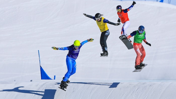 Im Halbfinale verpasste Pia Zerkhold (im gelben Dress) als Dritte knapp den Finalaufstieg.