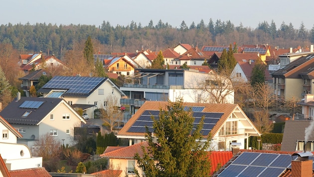 In OÖ teilen schon mehr als 2000 Energiegemeinschaften selbst erzeugten Strom zu günstigen ...