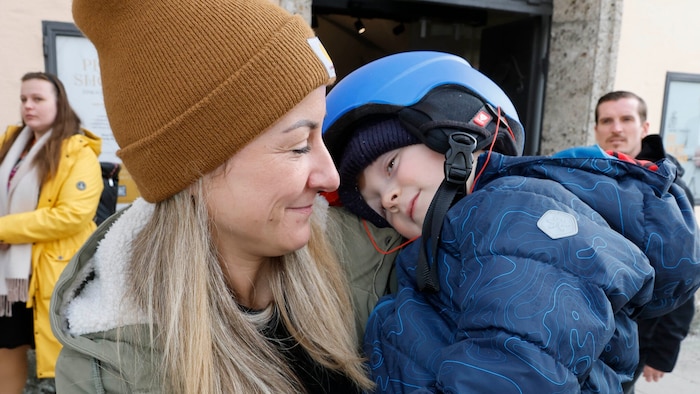 Viele Mütter und Kinder zeigten sich mit ihren Tageseltern solidarisch.