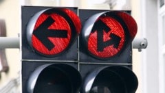 Ein missachtetes Rotlicht löste den Vorfall aus (Symbolbild). 