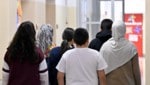 Wie geht es in heimischen Schulen zu? Mehrere Lehrer und Lehrerinnen berichten aus dem Alltag ...