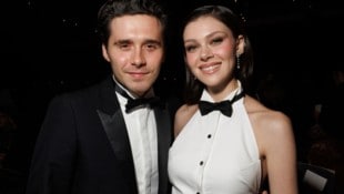 Gordon Ramsay widerspricht den schweren Vorwürfen, die Brooklyn Beckham und seine nunmehrige ...