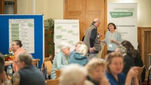 Beim ersten Selbsthilfe-Stammtisch in diesem Jahr wurde das neue Verzeichnis präsentiert. ...