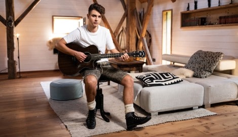 Chris Steger erobert derzeit die Charts. 