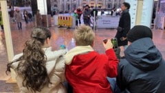 Kinder und Jugendliche trinken aus Geselligkeit mehr Drinks als gedacht.