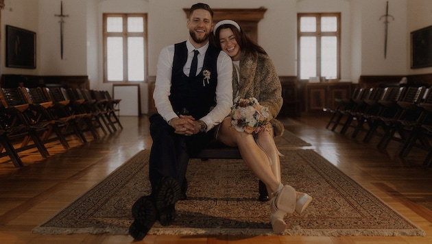 Graz-Handballer Jurij Jensterle und UVC-Volleyballerin Maya heirateten letztes Jahr. Heuer ist ...