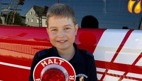 Matteo ist selbst Jungfeuerwehrmann. Es war also klar, dass seine Kameraden alles tun, um ihn zu ...