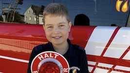 Matteo ist selbst Jungfeuerwehrmann. Es war also klar, dass seine Kameraden alles tun, um ihn zu ...