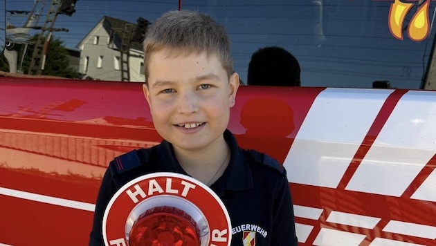 Matteo ist selbst Jungfeuerwehrmann. Es war also klar, dass seine Kameraden alles tun, um ihn zu ...