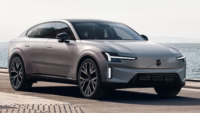 Der Volvo ES90 läuft in Chengdu künftig makellos vom Band – ohne Lidar-Buckel.