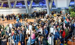 Der Terminal 2 öffnete am Samstag ausschließlich für britische Passagiere.