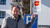 Taxenbachs Ortschef Johann Gassner (o.) ist stolz auf die Shuttle-Dienste, sie galten aber nicht ...