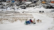 Sisimiut, die zweitgrößte Stadt Grönlands, ist bekannt für Wintersportmöglichkeiten.