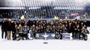 So sehen Sieger aus: Der EK Zell ist österreichischer AHL-Meister 2026.