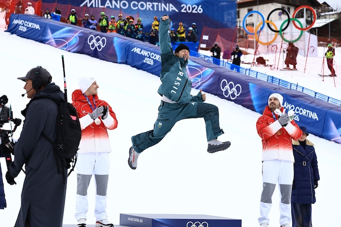 Braathen jubelte auf dem Podest.