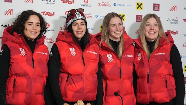 Julia Scheib, Stephanie Brunner, Nina Astner und Lisa Hörhager (von li. nach re.)