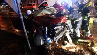 Am Wagen entstand Totalschaden.