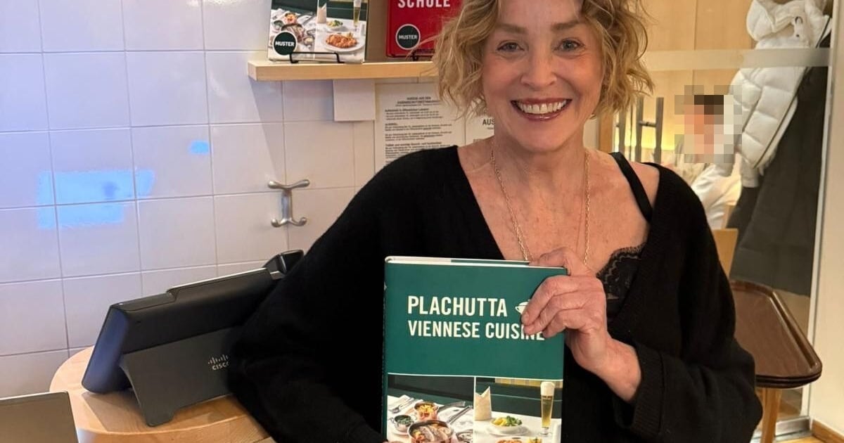 Sharon Stone at Vienna Opera Ball: Tears, Panic & Overwhelmed by Beauty