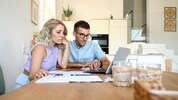Schuldnerberatungen werden immer stärker nachgefragt. KI kann beim Abbau von Schulden helfen.