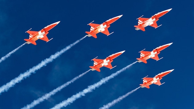 Die Patrouille Suisse in Aktion.