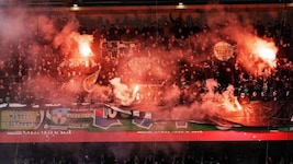 100.000 Euro Strafe und Stadion-Teilsperren für Rapid