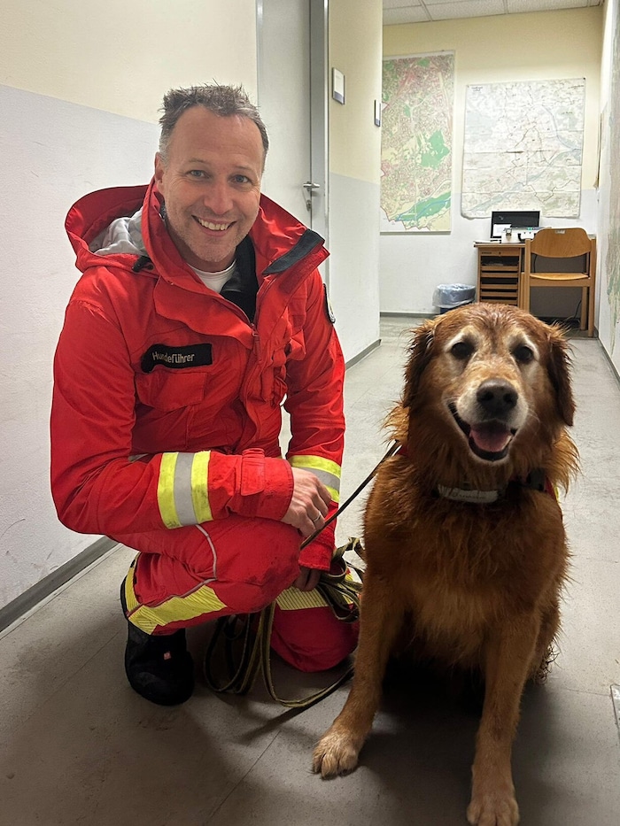 Hundeführer Wolfgang Eibl